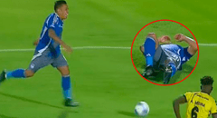 Christian Cueva se lesionó: quedó sentido a los 5 minutos de ingresar, pero siguió jugando porque Emelec no tenía cambios