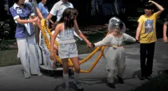 La impresionante historia de David Vetter, el niño que tuvo que vivir dentro de una burbuja por una extraña enfermedad