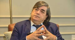 El regreso de Jaime Bayly: “La noche es virgen”