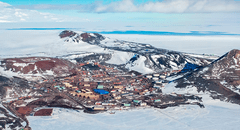 Oculto bajo 2 kilómetros de hielo en la Antártida, científicos encontraron un mundo perdido de 34 millones de años