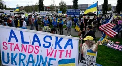 Protestas en Alaska por cumbre entre Putin y Trump: presidente ruso es calificado como “criminal de guerra”