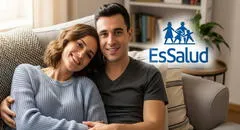 EsSalud sí puede asegurar a la cónyuge o conviviente de un afiliado titular en Perú: solo deben cumplir estos requisitos para acceder en 2025