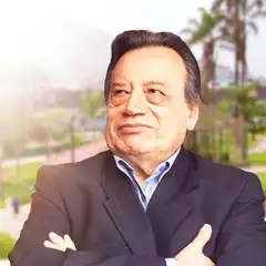 Sinesio López