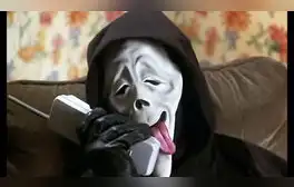 La primera entrega de Scary Movie se basó en la película de terror Scream. (Foto: Youtube)
