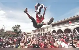 lr.pe