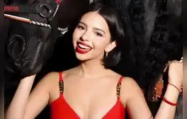 Ángela Aguilar se tatuó las iniciales de Christian Nodal en su viaje a Roma