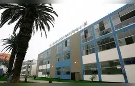 Descubren una huaca bajo colegio emblemático de Lima: restos están en riesgo por obras de cancha deportiva