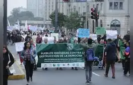 Movilización: ciudadanía salió a protestar contra la destrucción de la democracia