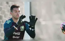 ¿Por qué Julio González usa un guante con '4 dedos'? Esta es la peculiar razón