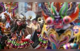 Bolivia denuncia a Perú ante la UNESCO: estas son las tres danzas folclóricas que reclama el país altiplánico