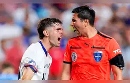 Kevin Ortega protagonizó fuerte altercado con Pulisic tras eliminación de Estados Unidos y no lo saludó