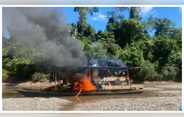 Descubren que mineros ilegales explotan a niños en el río Aguaytía