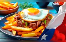 Este plato de Chile, con orígenes en la Guerra del Pacífico, es conocido como ‘lomo saltado chileno’