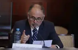 Subcomisión aprobó informe final de César Aguilar como candidato a contralor de la República