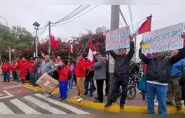 Trabajadores y choferes de la Intendencia Nacional de Bomberos acatan paro nacional de 48 horas