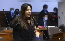 Congreso pagará la defensa de Patricia Chirinos en investigación contra Patricia Benavides