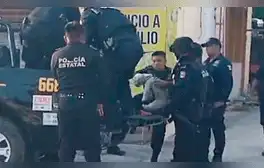 Policía captura a hombre, pero también lleva a su perro detenido y en redes bromean: “Firulais es cómplice”