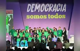 Estudiantes UPN triunfan en el Desafío CADE Universitario 2024