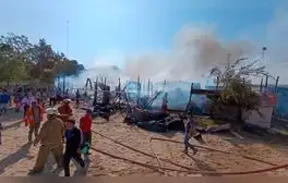 Piura: incendio de grandes proporciones en Sullana consume viviendas de material noble