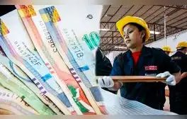 ¿Trabajas el feriado 6 de agosto? Descubre cuánto te deben pagar por laborar este día festivo