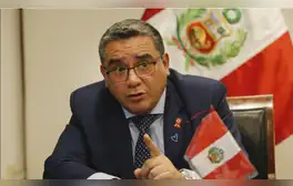 Ministro del Interior rechaza haber recomendado a su amigo como abogado y anuncia demanda de amparo