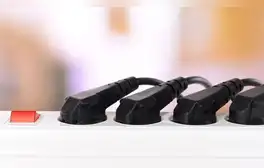 Estos son los 4 electrodomésticos que JAMÁS deberías conectar a una extensión eléctrica