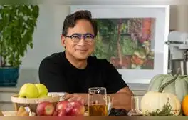 Este es el alimento que deberías dejar de consumir para decirle adiós al envejecimiento, según médico de Harvard