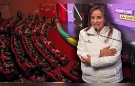 Dina Boluarte canta 'Gato Ron Ron' en evento oficial y causa confusión en el público: "¿cómo 'desveo' esto?"