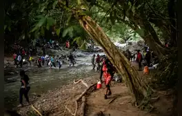 Vuelos financiados por Estados Unidos repatriarán a migrantes que cruzan el Darién: firman acuerdo con Panamá