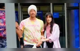 Dakota Johnson y Chris Martin desmienten ruptura: "Estamos felices juntos"