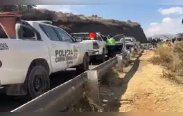 Fallece madre de 4 niños tras caída de bus a abismo por choque en ruta Huancayo-Huancavelica