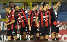 ¡Golpe de visita! Alajuelense derrotó 2-1 a Alianza FC y es líder en su grupo en la Copa Centroamericana