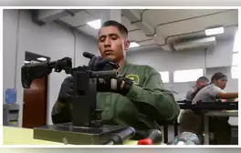 Empresa israelí IWI incumple con entrega de 10.000 fusiles que compró el Ejército