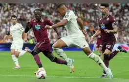 ¡Fiesta en el Bernabéu! Real Madrid goleó 3-0 al Real Valladolid con gol de Endrick en LaLiga EA Sports