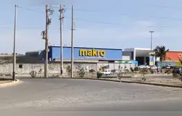 Asaltan a trabajadores de Makro en Piura y les quitan hasta uniformes durante empadronamiento