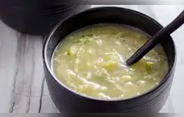 El caldo que deberías incluir en tu dieta diaria para fortalecer y mejorar la memoria