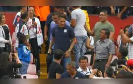 Paolo Guerrero ya está en Lima para su presentación en Matute