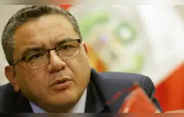 Ministro Juan Santiváñez: "No he tenido comunicación Con Vladimir Cerrón ni con Nicanor Boluarte"