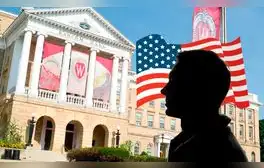 Dirigía prestigiosa universidad en Estados Unidos, pero lo dejó todo por hacer películas para adultos con su esposa