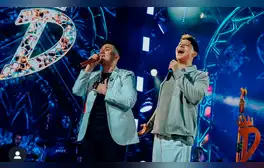 ¿Opacó a Deyvis Orosco? Actor Reynaldo Pacheco CAUTIVA con su dulce voz al cantar ‘Te espero en el cielo’