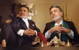 Andrés Hurtado y sus excentricidades: artículos Versace y costosos whiskys fueron hallados durante el allanamiento a su departamento