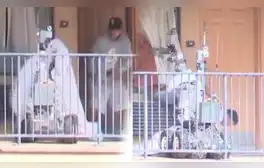 Robot policía en Estados Unidos interviene y detiene a hombre tras enfrentamiento a balazos