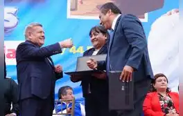 Gore La Libertad realiza compra histórica de laptops para maestros