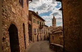 Esta es la única ciudad medieval construida en América Latina: posee un castillo, torres y calles estrechas