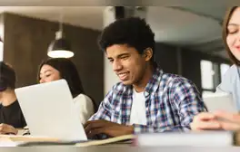 Feria gratuita abre puertas a peruanos interesados en estudiar en Australia