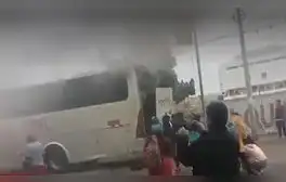 Bus se incendia en Huaura y más de 20 pasajeros escapan por las ventanas tras romper vidrios