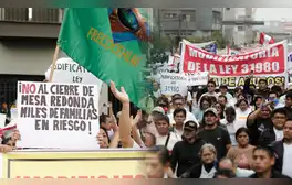 Paro de comerciantes de Mesa Redonda: protestan en rechazo de ley 31980 que restringe actividades a solo 4 rubros