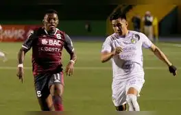 Saprissa y Comunicaciones empataron por la ida del repechaje en la Copa Centroamericana de Concacaf