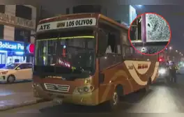 Extorsionadores balean bus de la línea 47 Sol de Oro frente a Municipalidad de Los Olivos con pasajeros a bordo