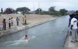 Delincuentes empujan a niño de 8 años a canal de regadío tras robar mototaxi de su padre en Piura